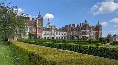 Discounts On Tickets To Visit Hatfield House