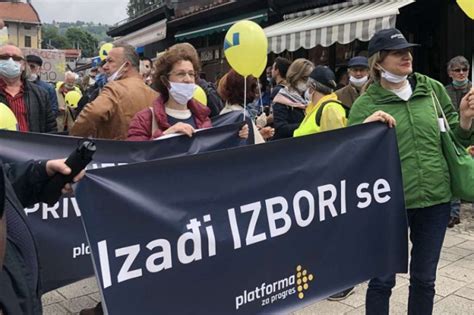 Hiljade građana na protestima u Sarajevu - Istinito.com - Ne budi ovca!