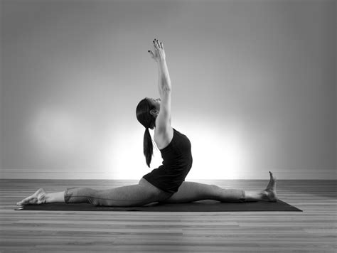 7 Ways To Get Into The Full Splits