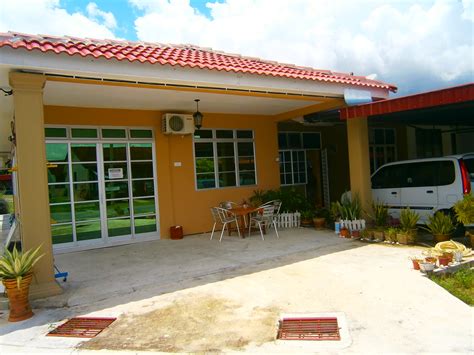 The front desk is staffed 24/7 to help with dry cleaning or laundry, and answer any questions about the accommodations. Homestay Tambun Tulang Arau Perlis - Dewan, Ballroom Dan ...