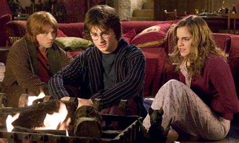 Entretanto, o cálice de fogo faz a sua seleção final para a competição—o harry potter. Artigo: Harry Potter explica o mundo - Jornal O Globo
