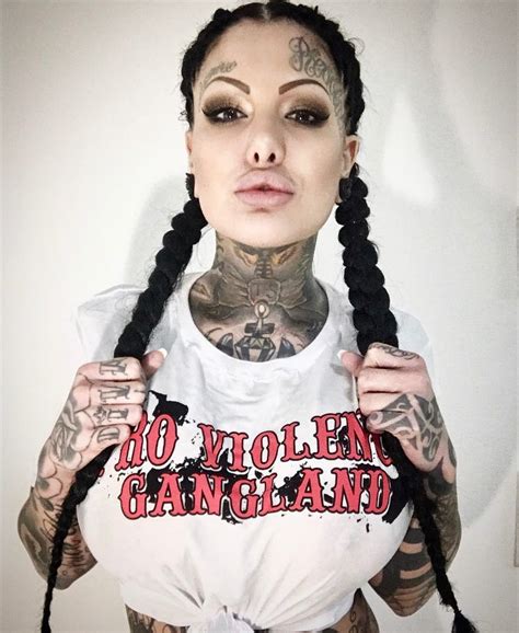 Pin On Inked Girl