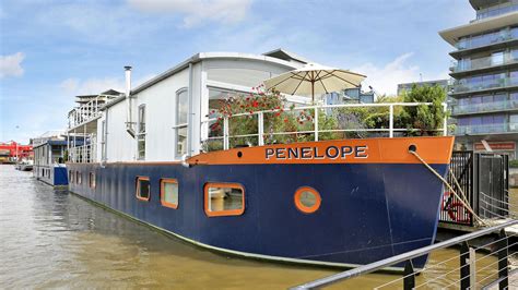 The Best Luxury Houseboats On The Market Right Now Luxury London
