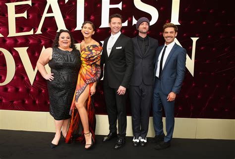 The Greatest Showman Cast and Director Interview | POPSUGAR Celebrity