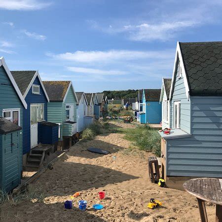 Hier sehen sie die lage von bournemouth unterkünften angezeigt nach preis, verfügbarkeit oder bewertung von anderen. Mudeford Sandbank Beach (Bournemouth) - Aktuelle 2021 ...