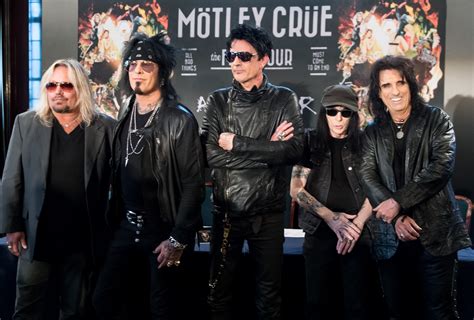 Motley Crue film 'The Dirt' sees band's music top streaming charts on