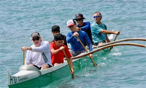 Keauhou Canoe Club Inspires Students With Hawaiian Culture Paddling