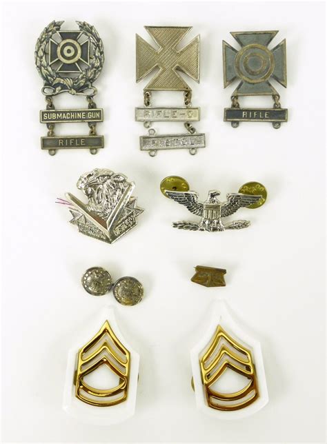 Miscellaneous Military Pins Mm841