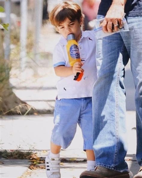 Los Paparazzi Lograron Fotografiar Al Hijo Ya Crecidito De George Y