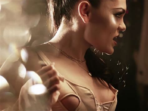 Jessie J’s Nip Slip From Laserlight Music Video 2 Pics Thefappening