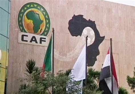 وتقام القرعة في الثامنة مساء بتوقيت القاهرة، السادسة بتوقيت جرينيتش، ومذاعة على قناة بي إن الإخبارية، ويمنكم أيضا مشاهدتها من هنا. رئيس كاف يوضح.. هل تتأجل كأس أمم أفريقيا 2021؟ | مصراوى