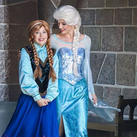 Anna And Elsa Disney Face Characters Face Characters Elsa Anna