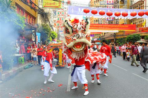 ^^2020 chinese new year, tiger beer malaysia went out all by doubling their prosperous celebration! Chinese New Year Celebration 2017 | 9To5Animations.Com