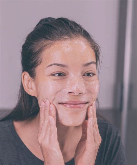 What Is Congested Skin And How To Clear It Quickly