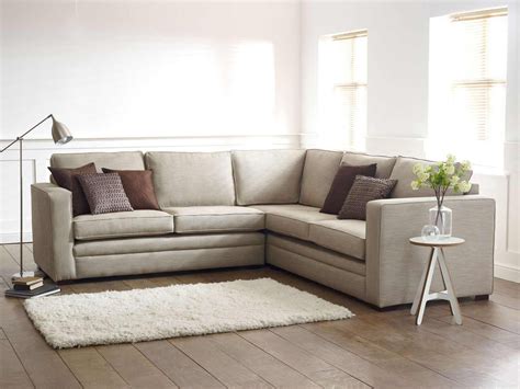 Provide ample seating with sectional sofas. 12 L-Shaped Sofa Furniture Ideas For Awesome Modern Living Rooms #FurniterIdeas #FurnitureDe ...