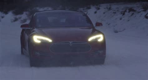 model s p85d snow love tesla says autoevolution