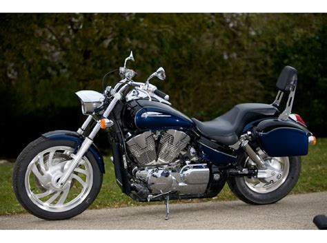 2005 Honda VTX 1300 R for sale on 2040-motos