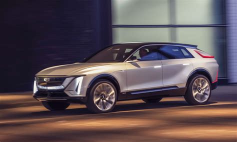 Cadillac Debuts Lyriq Brands First Fully Electric Vehicle