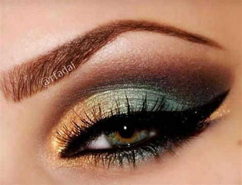 Green And Gold Goldgreeneyemakeup Eye Makeup Styles Skin Makeup