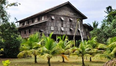 Dinding membuat rumah bisa ditinggali. Rumah-rumah Tradisional di Sarawak dan Sabah - Koleksi ...