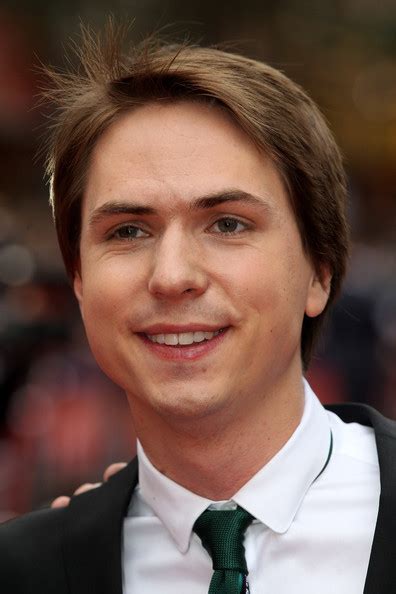 Professionally, simon is an artist. Joe Thomas Photos Photos - The Inbetweeners Movie World ...