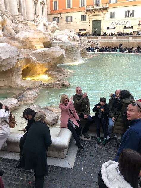 Tossing Coins In The Trevi Fountain What You Need To Know Tripadvisor