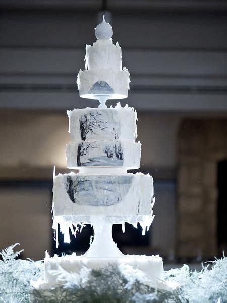 Winter Wedding Cake Wow 16 Mindblowing Ideas Candy Cake Weddings