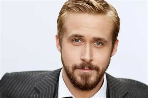 Ryan Gosling Age Height Weight Net Woth 2022