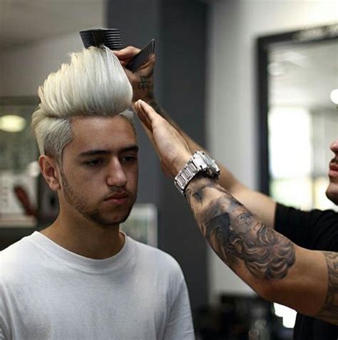 Short hair styles for men: Men's color trend: platinum and blonde Products needed ...