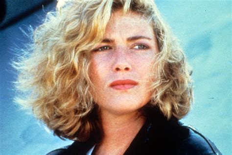 Kelly ann mcgillis (born july 9, 1957) is an american actress. How Tall is Kelly Mcgillis? (2019) Height - How Tall is Man?