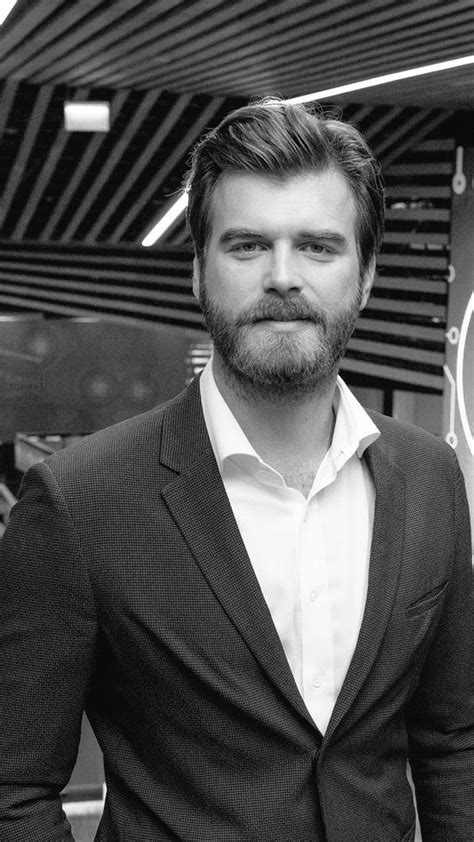 Our lives have been enriched in so many ways.kivanc is the gift that keeps on giving Kivanc Tatlitug Mavi 2017 | Hombres guapos, Actrices ...