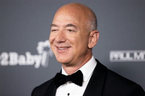 Jeff Bezos Net Worth Amazon Founder Plans To Give His Fortune To