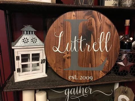 15in Custom Round Wood Sign In 2020 Round Wood Sign Wood Signs Hand