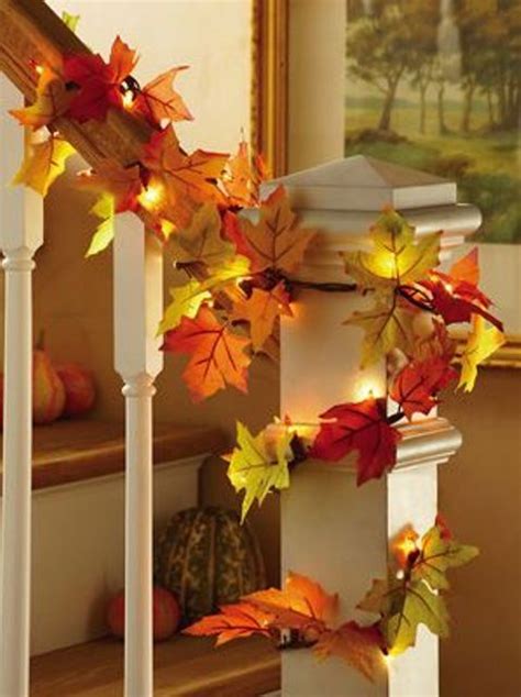 30 Cool Ways To Use Autumn Leaves For Fall Home Décor
