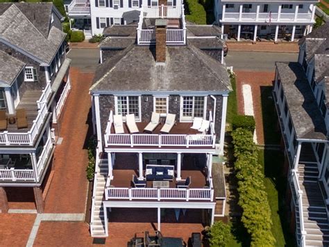 Just Listed 117 North Water Street Edgartown Ma Waterfront Home Martha