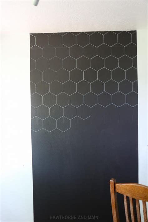 Black And Blush Geometric Accent Wall Using Black And White Sharpie
