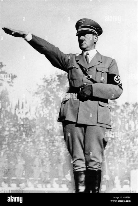 Nazi Deutschland Hitlergruß Stockfoto Bild 37016803 Alamy