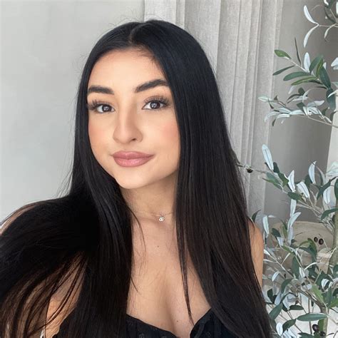 Bianca Montes's Amazon Page