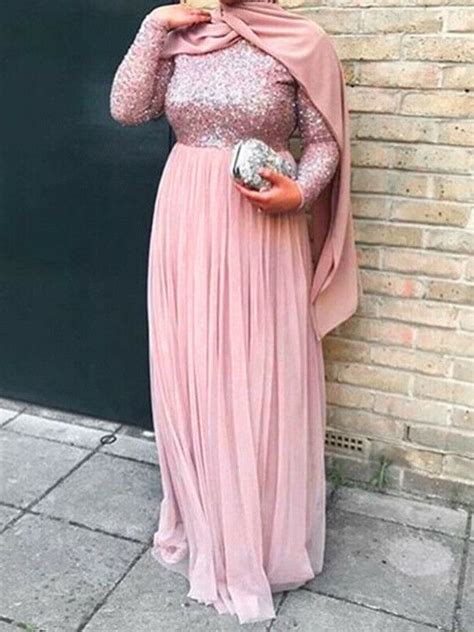 A happy bridesmaid makes a happy bride. Pink Patchwork Sequin Grenadine Muslim Sparkly Wedding ...