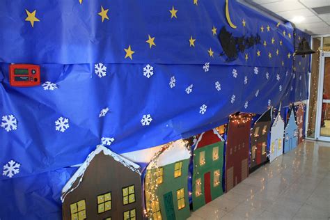 Walker Elementary Teachers Decorated Their Hallways With Wonderful
