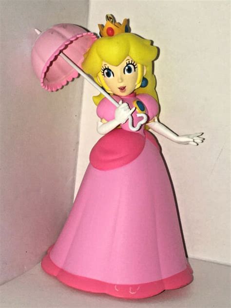 Hallmark Keepsake 2019 Princess Peach Nintendo Christmas Ornament Super