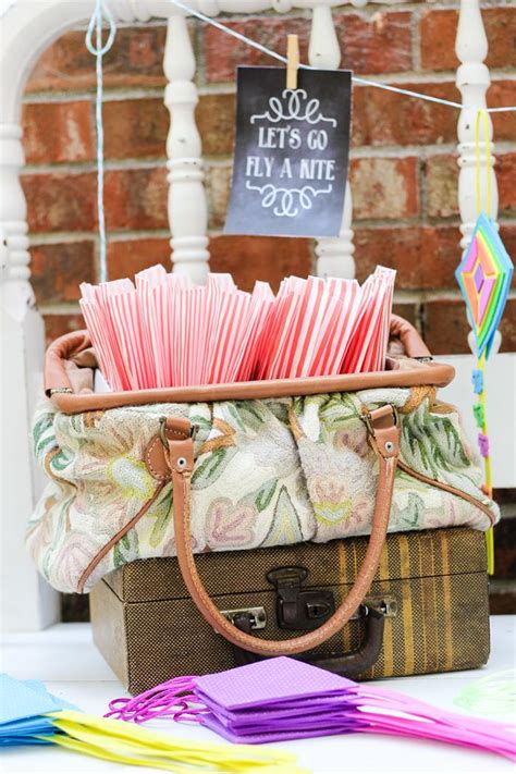For those who love mary poppins. Kara's Party Ideas Mary Poppins Party Planning Ideas ...