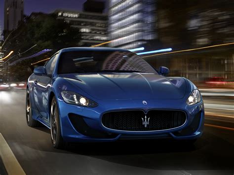 Download Vehicle Maserati Granturismo Hd Wallpaper