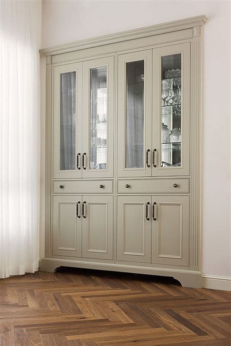 From nifty spice cabinets to handy drawer organizers… we've got you covered. Classic hand painter kitchens by Touchwood | Built in ...