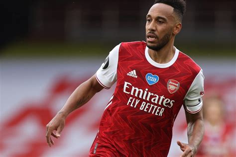 arsenal transfer news pierre emerick aubameyang plotted shock move to chelsea during january