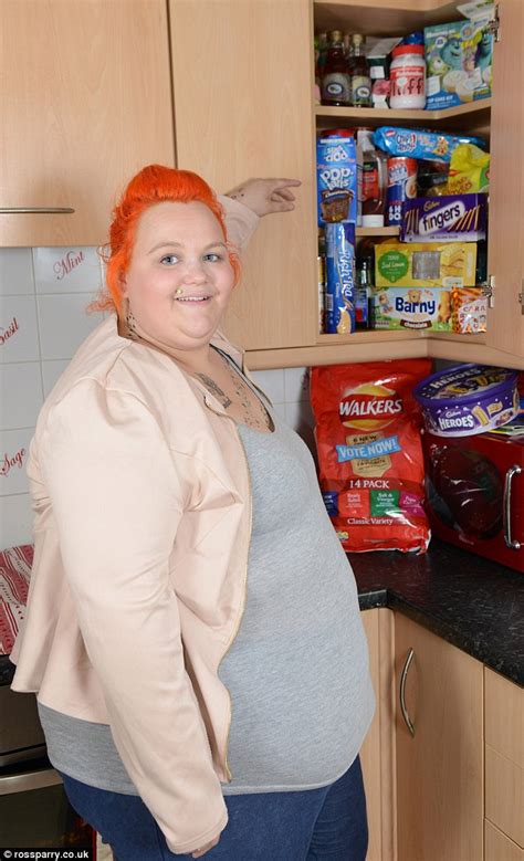 Its Not Easy Being Overweight And On Benefits Says 25 Stone Mother Of