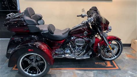 2022 Harley Davidson Cvo Tri Glide In Dantes Red Fade Flhtcutgse Youtube