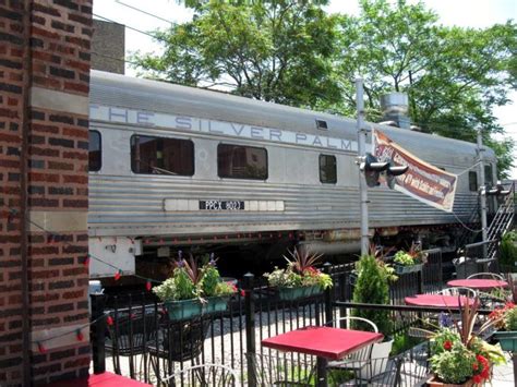 This Train In Chicago Is Actually A Restaurant And You Need To Visit Red Velvet Curtains Lake