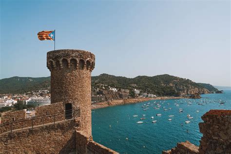 15 Cosas Que Ver Y Hacer En Tossa De Mar España Los Traveleros