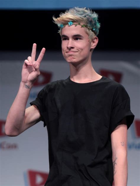 Kian Lawley Celebrity Biography Zodiac Sign And Famous Quotes